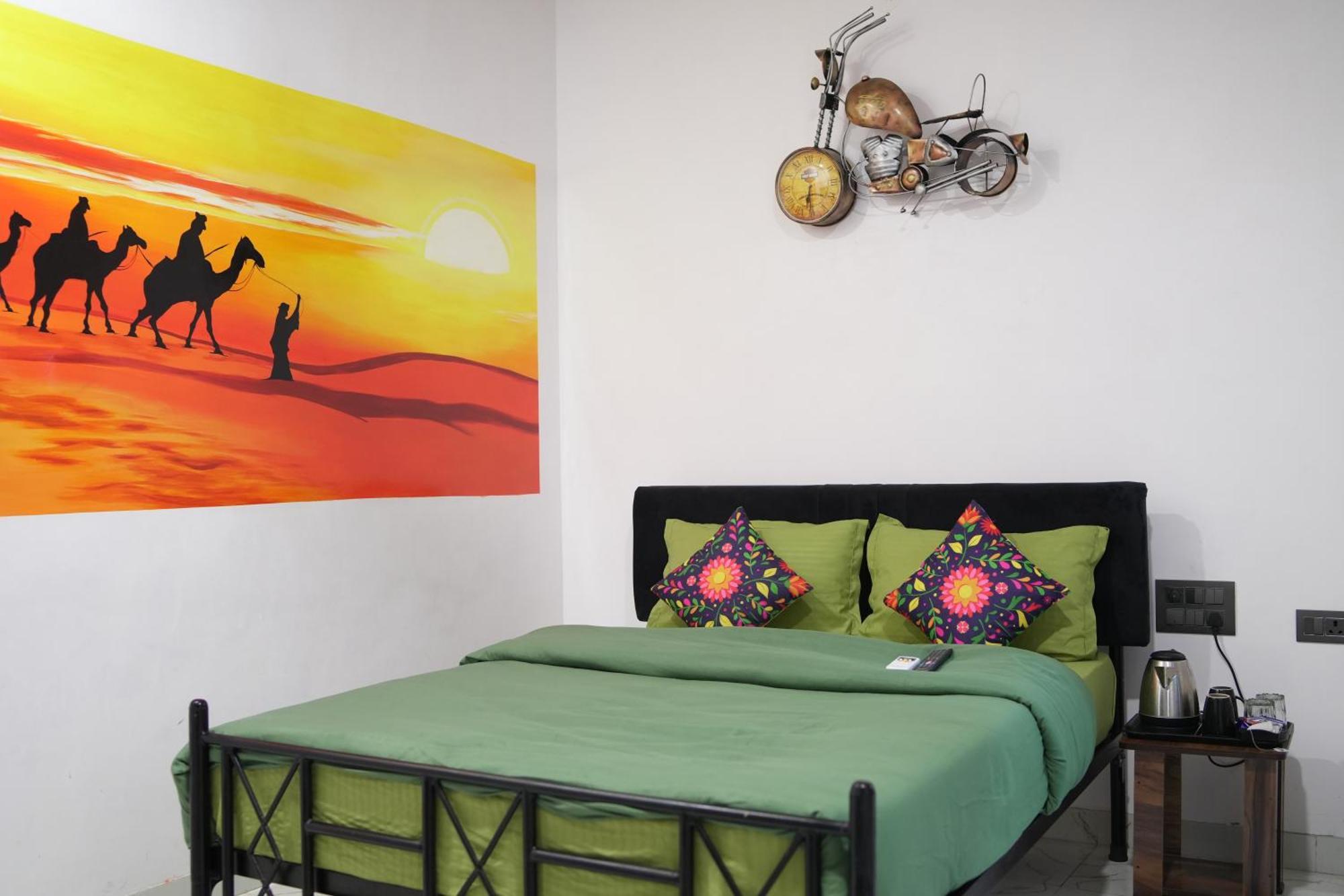 Funky Backpackers Hotel อุเดเปอร์ ภายนอก รูปภาพ