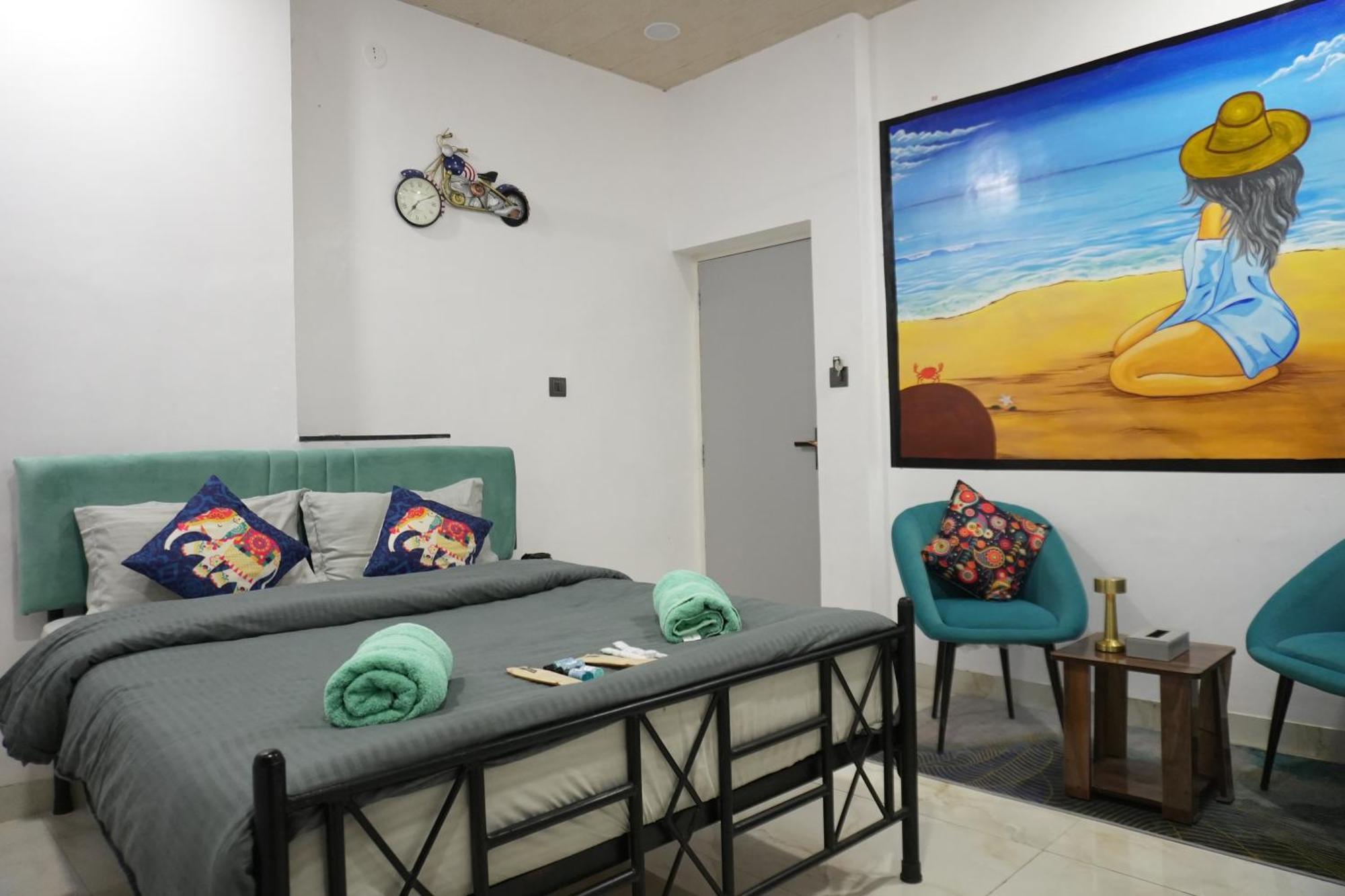 Funky Backpackers Hotel อุเดเปอร์ ภายนอก รูปภาพ