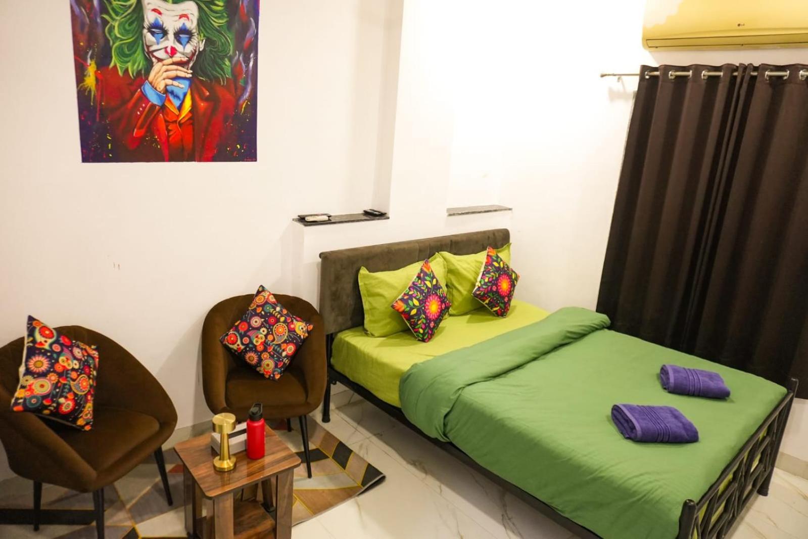 Funky Backpackers Hotel อุเดเปอร์ ภายนอก รูปภาพ